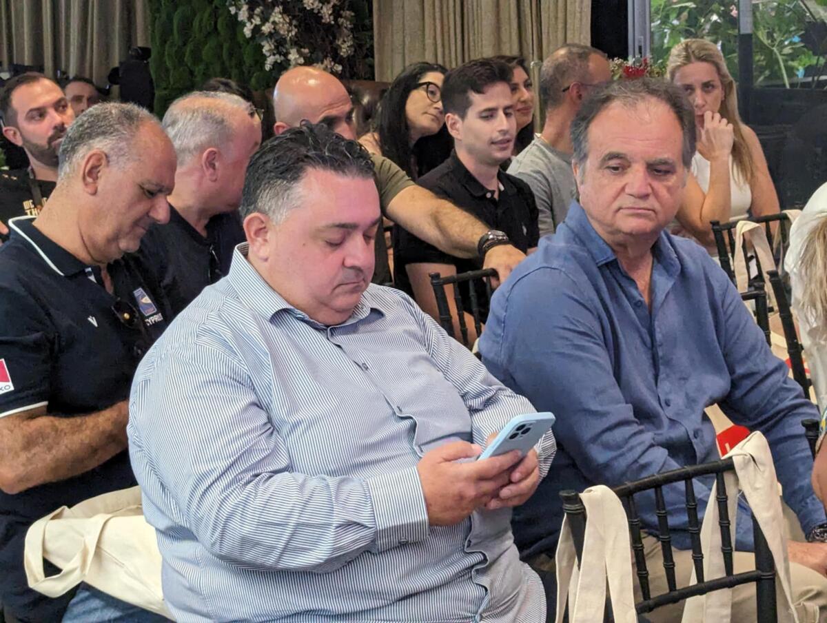 Τοπικό ντέρμπι στην εκκίνηση thumb