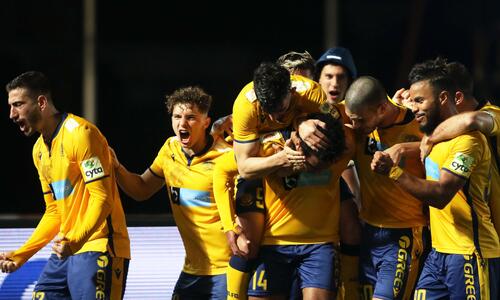 Το ξέσπασμα στις καθυστερήσεις (video) thumb