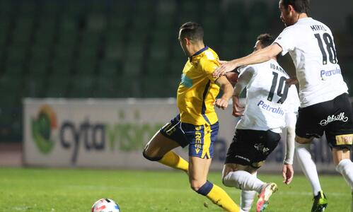 Τελικό: ΑΕΛ-ΑΕΚ 3-0 thumb