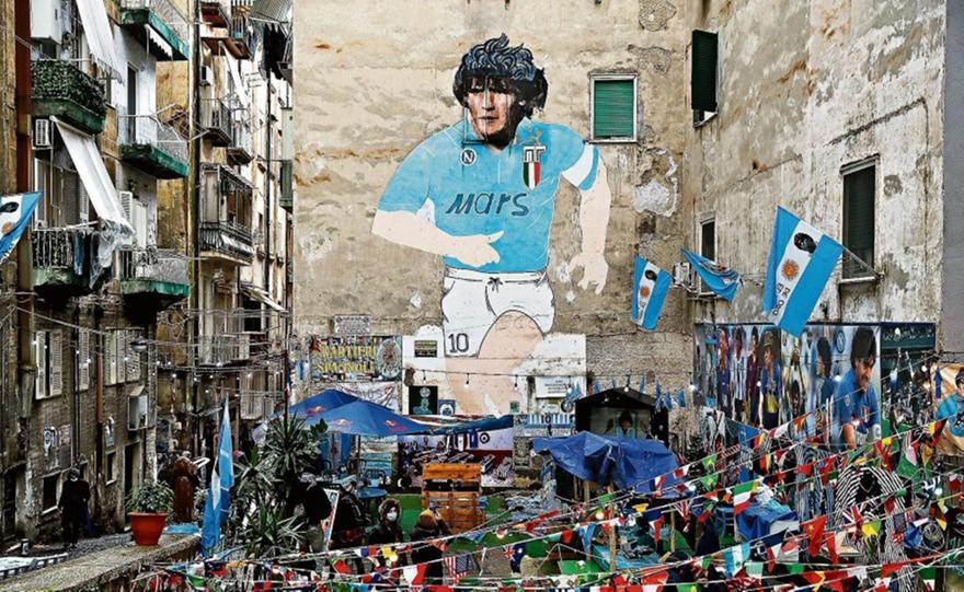 Έκλεισε η γειτονιά του Μαραντόνα στη Νάπολη, έντονες αντιδράσεις από τους κατοίκους thumb