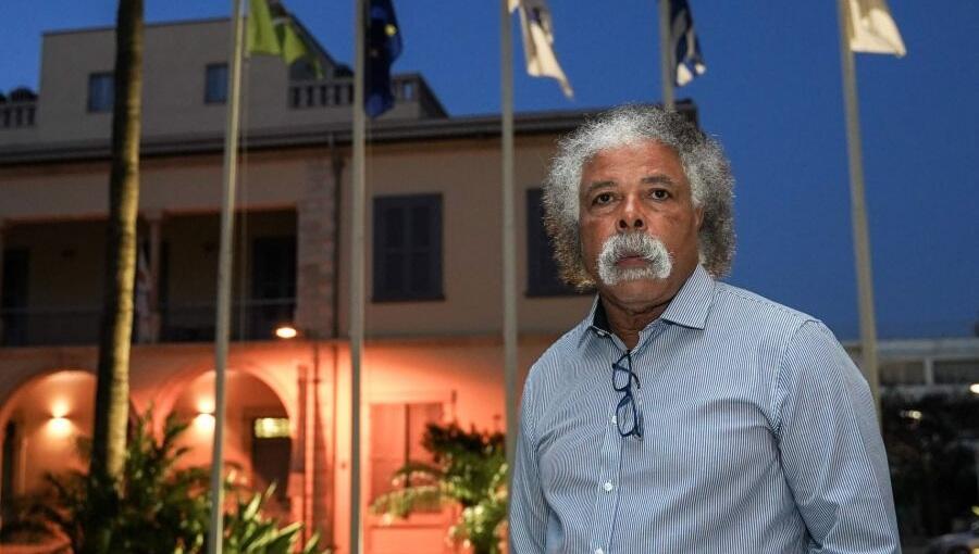 «Απαράδεκτο να διώχνεις έναν παίκτη που ξέρει μπάλα - Έχει ευθύνες κι ο Τριτσκόβσκι» thumb