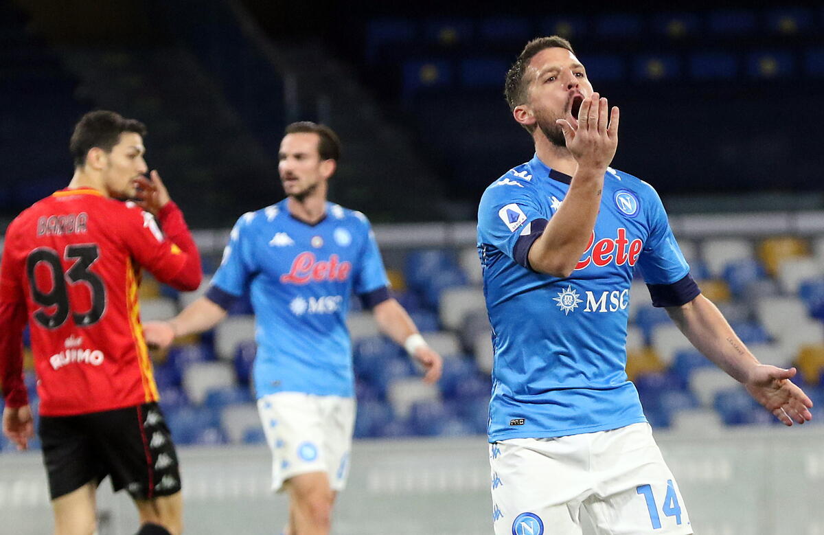 Serie A: Εύκολη νίκη για Νάπολι  thumb