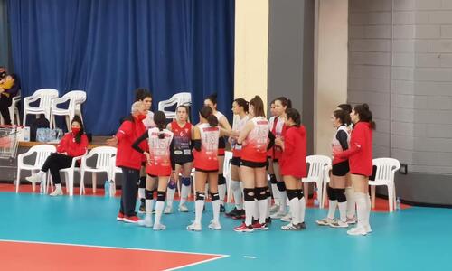 Ιδανική αρχή για Νέα Σαλαμίνα και Δικέφαλο Γερίου thumb
