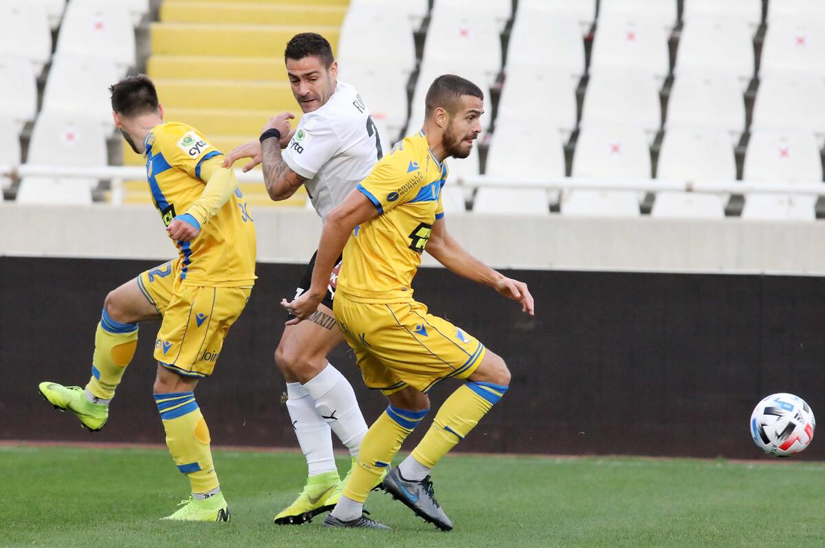 ΤΕΛΙΚΟ: ΑΠΟΕΛ-ΑΕΚ 1-1 thumb