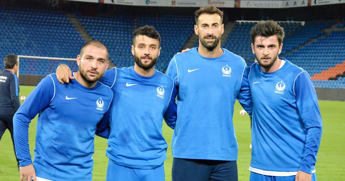 Στο αρχικό σχήμα ο Λόρια, στον πάγκο ο Κβιλιτάια thumb