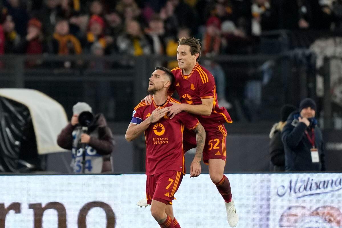 Ρόμα - Βερόνα 2-1: Νίκη αλά Μουρίνιο στο ντεμπούτο του Ντε Ρόσι στον πάγκο thumb