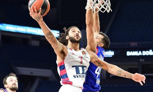 Βόμβα» της Μπασκόνια στην Πόλη thumb