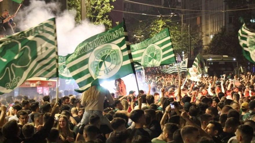 «Βούλιαξε» η Ομόνοια για τους πρωταθλητές Ευρώπης! thumb