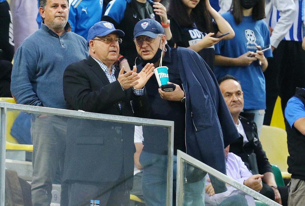 Βάζει το χέρι στην τσέπη ο Πουλλαϊδης thumb