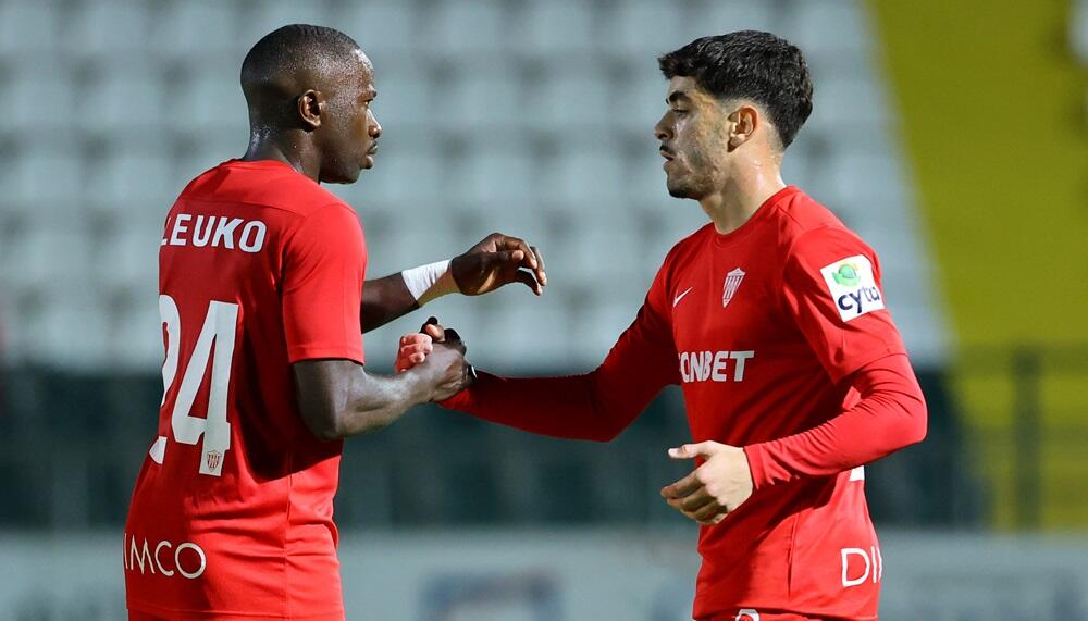 Έχει έναν ανοικτό λογαριασμό… thumb