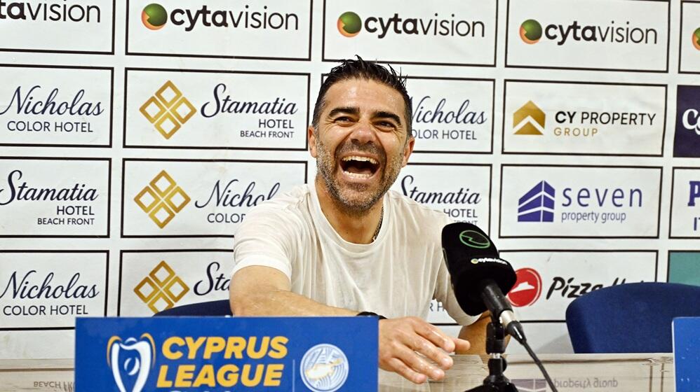 Στην ίδια κουβέντα με Μπεργκ και Λοσάδα thumb