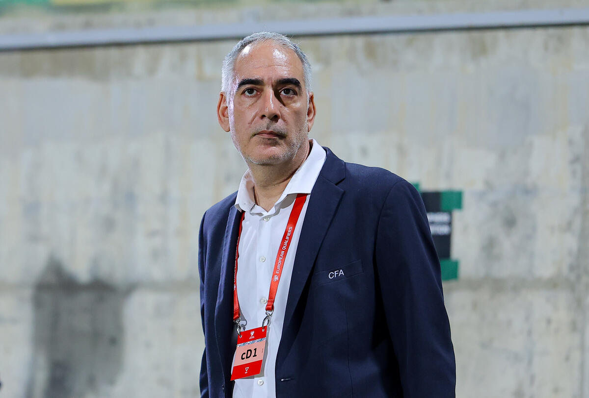 Σιαμπουλλής: «Δεν πανηγυρίζουμε και δεν ενθουσιαζόμαστε με ισοπαλίες» thumb