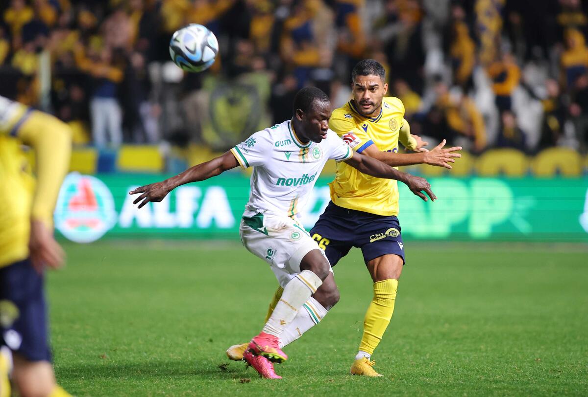 Γέρνει προς... Ομόνοια!  thumb