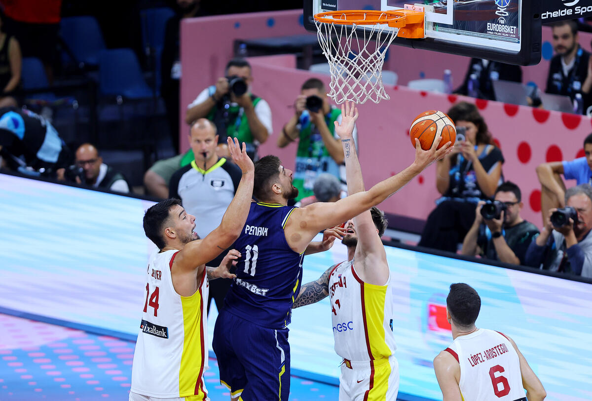 FIBA EuroBasket: Βγαίνουν οι πρώτοι για τα νοκ άουτ thumb