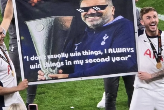 Το εκπληκτικό... Thug Life πανό των παικτών για τον Ποστέκογλου! thumb