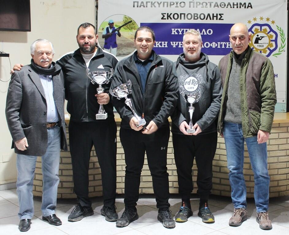 Σκοποβολή: Ο Νικόλας Κυριάκου και οι... αθλητές του thumb