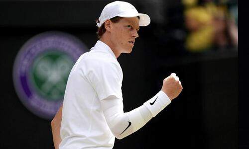Στα ημιτελικά του Wimbledon ο Σίνερ thumb