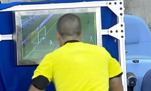 VAR: Το πιο γρήγορο τσεκ από διαιτητή στην ιστορία!  thumb