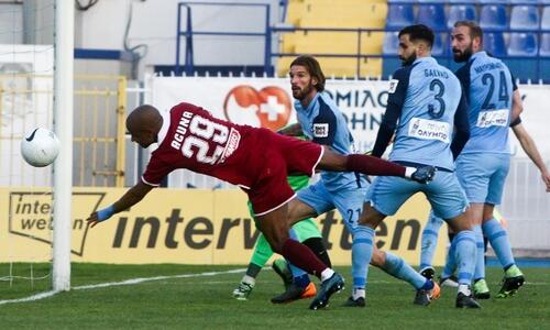 Super League: Συνεχίζει ν' αγνοεί τη νίκη η ΑΕΛ thumb