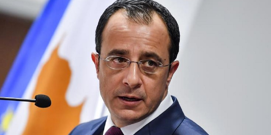 Ανακοινώνει μέτρα κατά χουλιγκανισμού ο ΠτΔ: «Φαινόμενα που δεν τιμούν κανένα» thumb