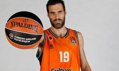 Βαλένθια: Θετικός στον κορονοϊό ο Σαν Εμετέριο thumb