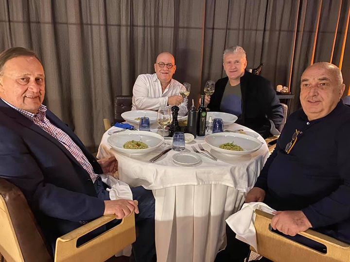 Δείπνο με Νταβόρ Σούκερ ο Γιώργος Κούμας thumb