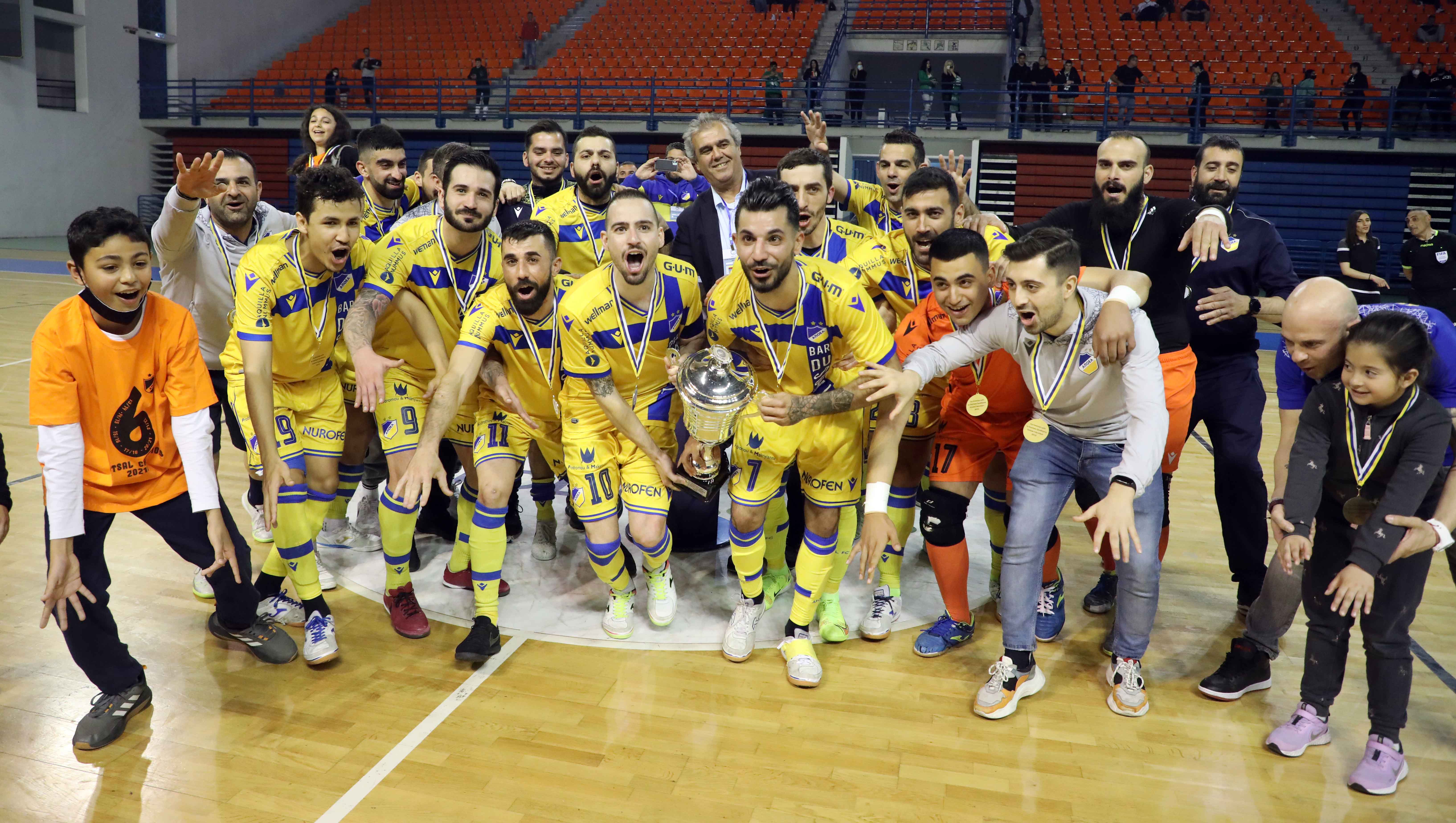 Η ώρα της απονομής (video) thumb