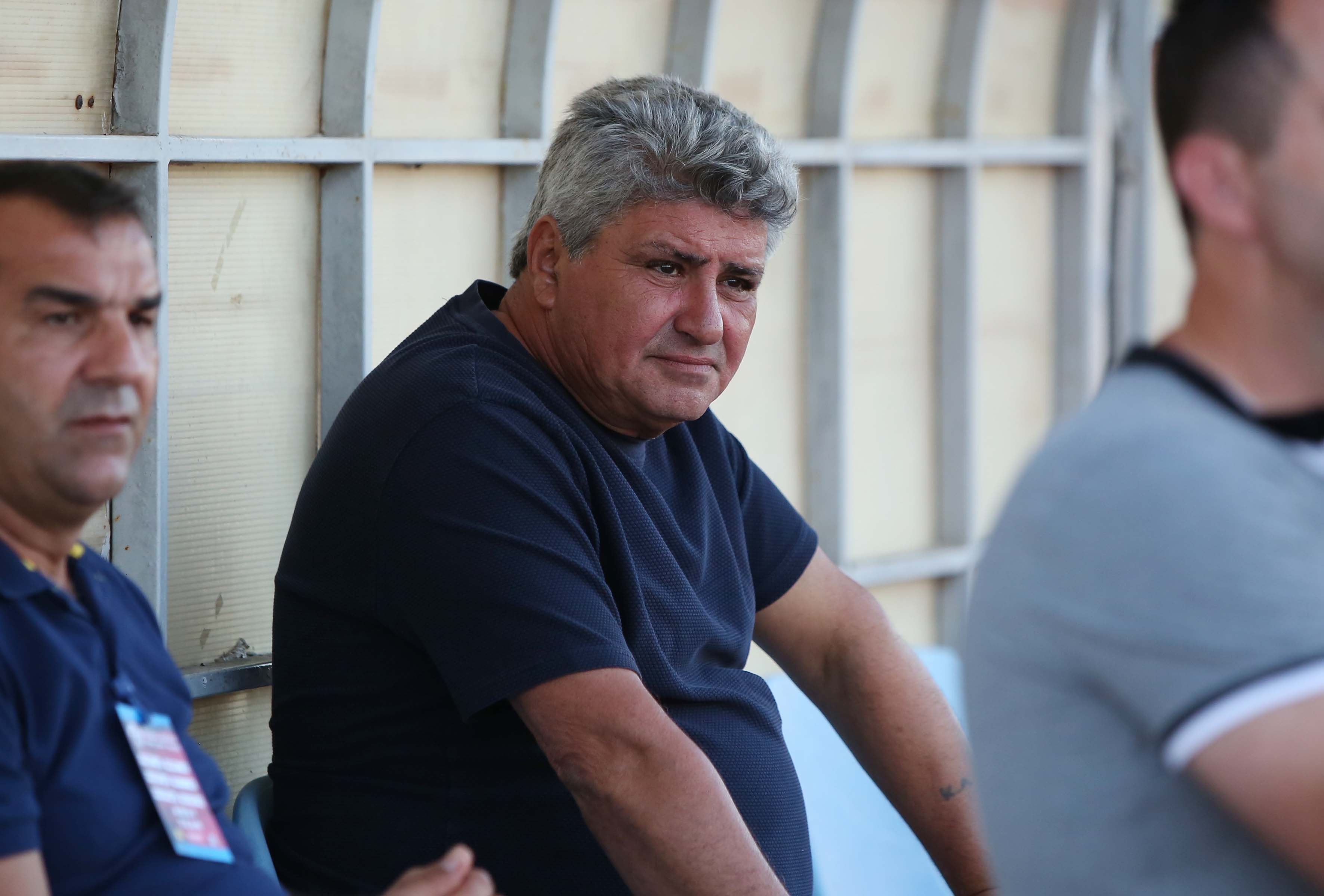 Στα αποδυτήρια και πριμ  thumb