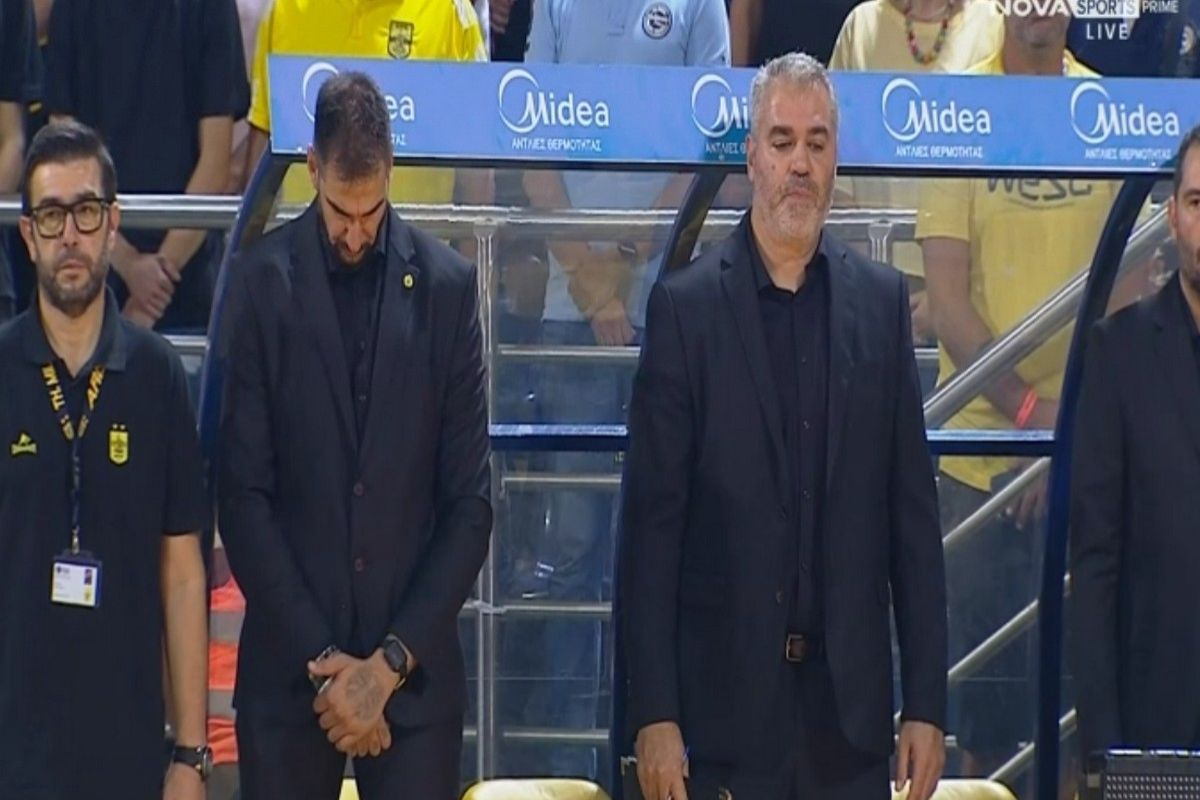 Συντετριμμένος για τον χαμό του Ιωαννίδη... thumb