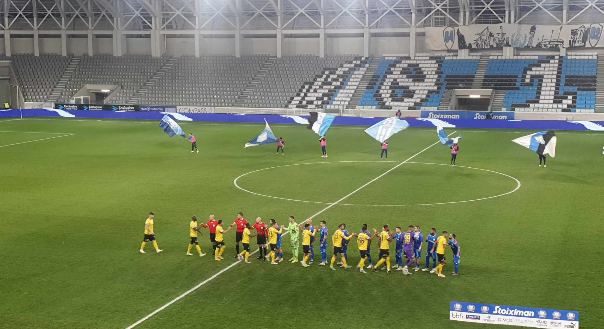 Απόλλων-ΑΕΛ: Η είσοδος στο άδειο «AlphaMega Stadium» (ΒΙΝΤΕΟ) thumb