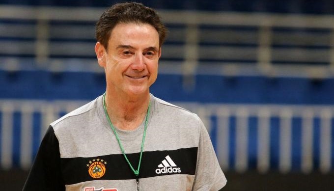 Συγκίνησε ο Πιτίνο: «Ο Πάρης θα κοιτάζει με περηφάνια» thumb