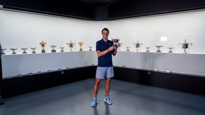 Ράφα Ναδάλ: Στο μουσείο του η ρέπλικα του Roland Garros 2020  thumb