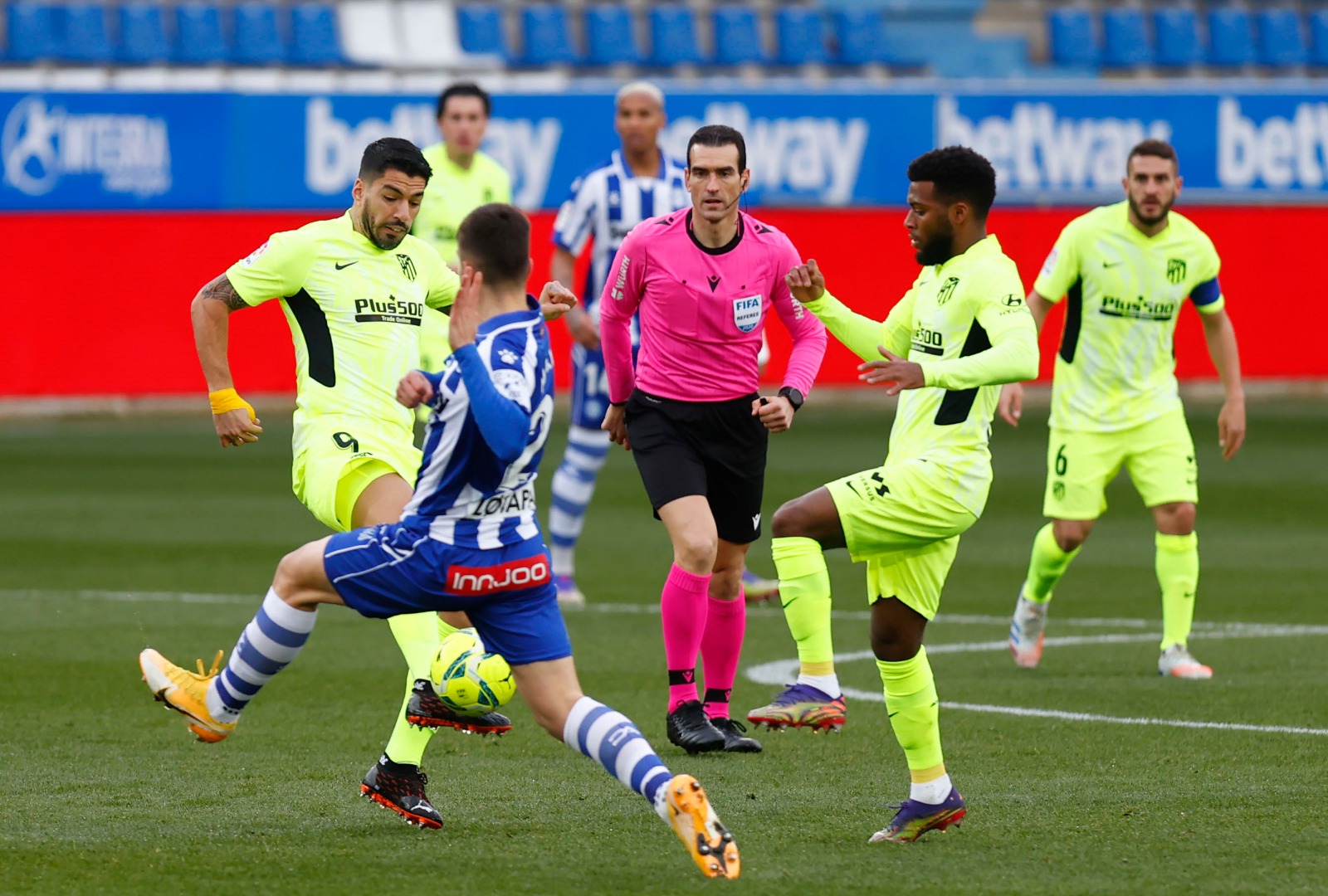 La Liga: Ο Σουάρες «λύτρωσε» την Ατλέτικο thumb