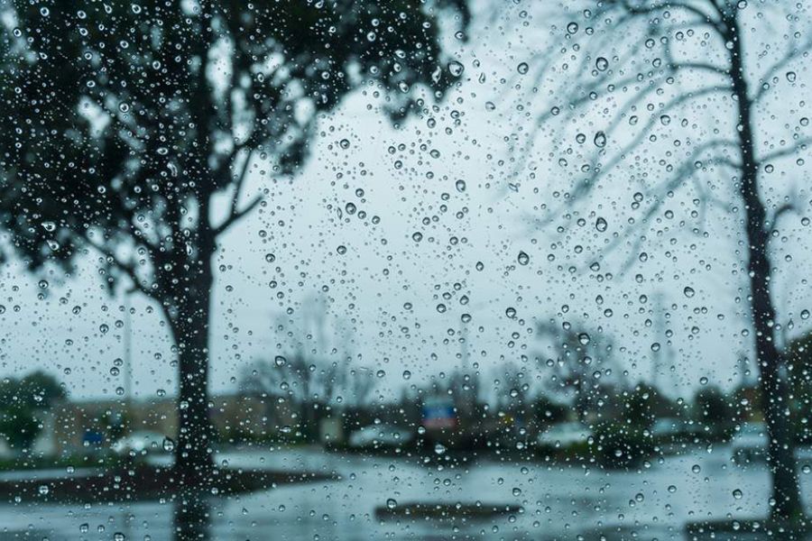 Καταιγίδες και χαλάζι εν μέσω κίτρινης προειδοποίησης thumb