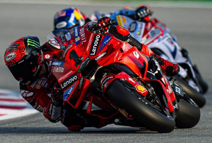 Moto GP: Ο Μπανάια την pole, τέταρτος ο Μάρτιν thumb