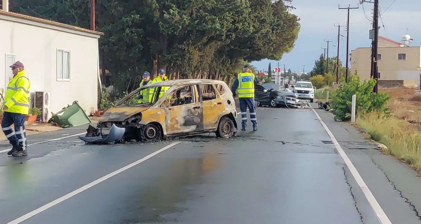 Τραγωδία στην άσφαλτο: Τριπλό θανατηφόρο δυστύχημα thumb