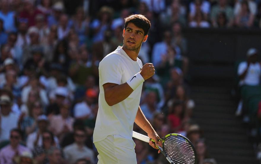 Ασταμάτητος Αλκαράθ, στον τρίτο γύρο του Wimbledon thumb