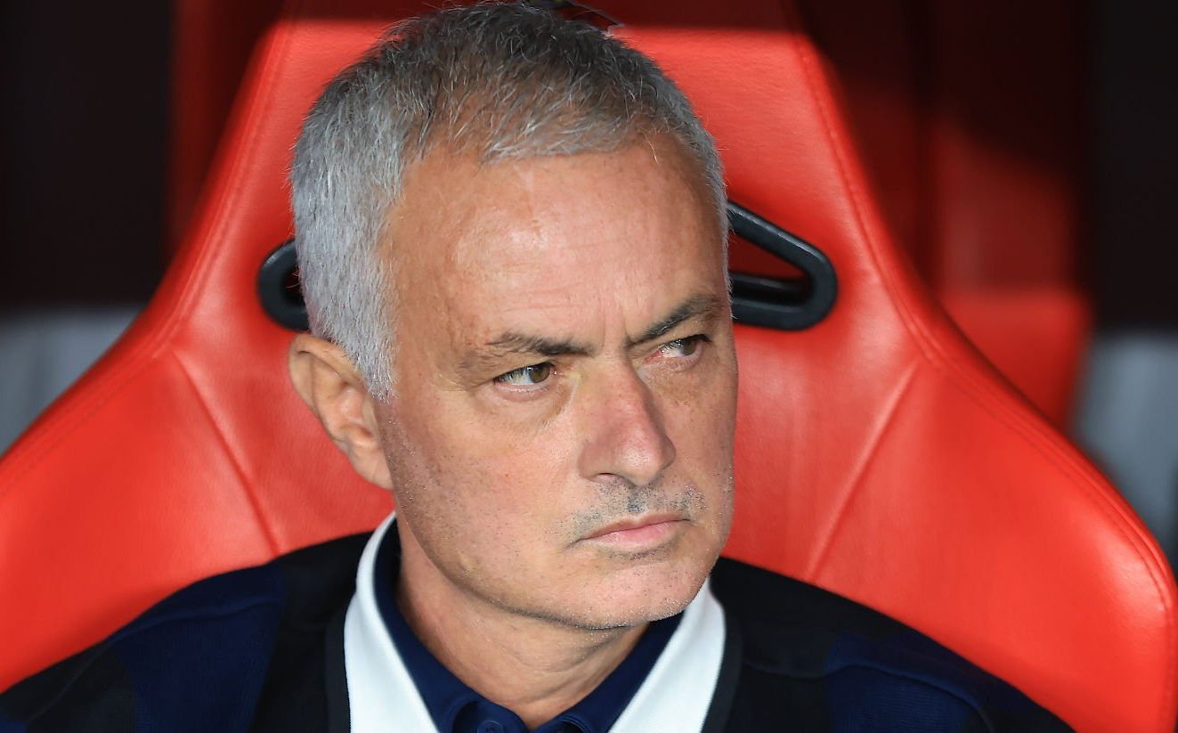 Μουρίνιο: «Στο Champions League θα αποκλειόμασταν, το Europa League πάμε να το πάρουμε» thumb