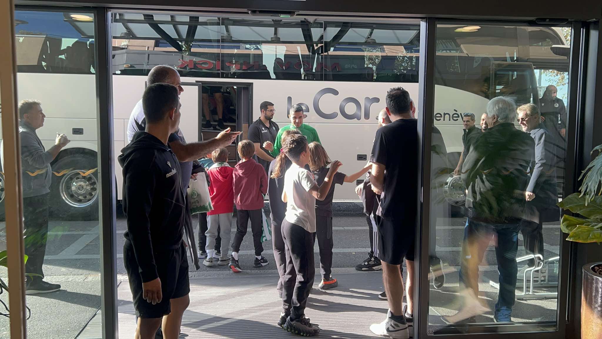 ΒΙΝΤΕΟ-ΦΩΤΟ ST: Η προετοιμασία για ΑΠΟΕΛ άρχισε στο... ξενοδοχείο! thumb