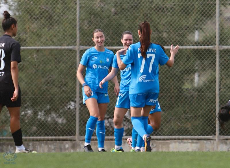 Γυναικείο: Νίκες για Apollon Ladies και Άρη thumb