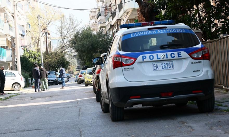 Παραδόθηκε ο 23χρονος που είχε ταυτοποιηθεί για τη δολοφονία του 20χρονου thumb